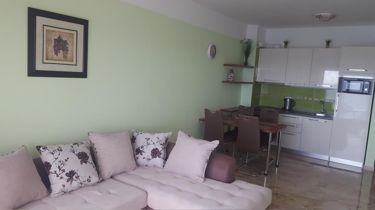 Apartment Sea Space 3 Dobra Voda Dış mekan fotoğraf