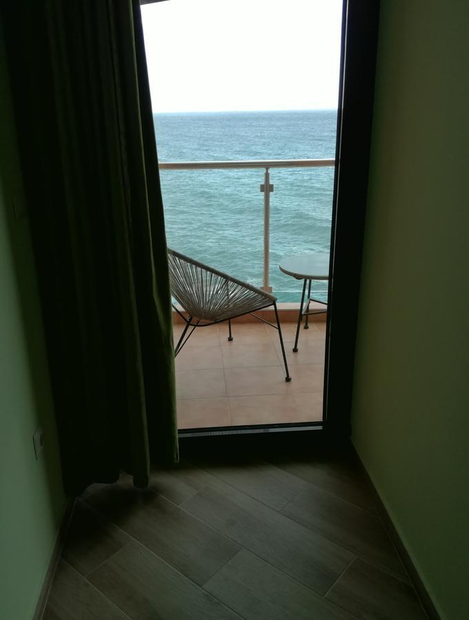 Apartment Sea Space 3 Dobra Voda Dış mekan fotoğraf