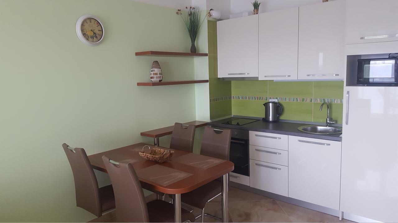 Apartment Sea Space 3 Dobra Voda Dış mekan fotoğraf